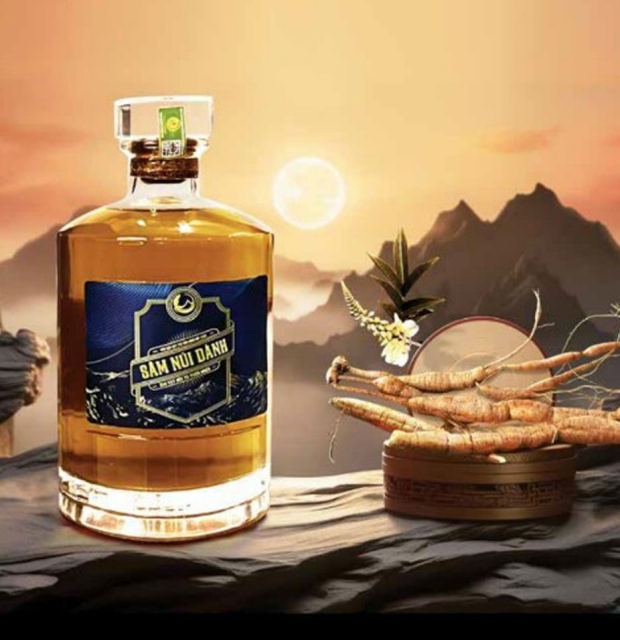 Rượu Sâm Nam Núi Dành